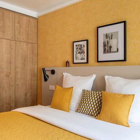 Ferienwohnung New - Appt Style Le Corbusier Avec Balcon - 8 Pers Paris Exterior foto